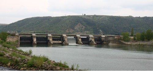 Arras-sur rhône, le barrage 