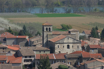 champagne 07340  église