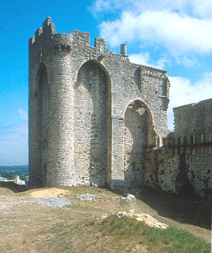 cruas église fortifiée