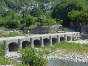 Labeaume pont 
