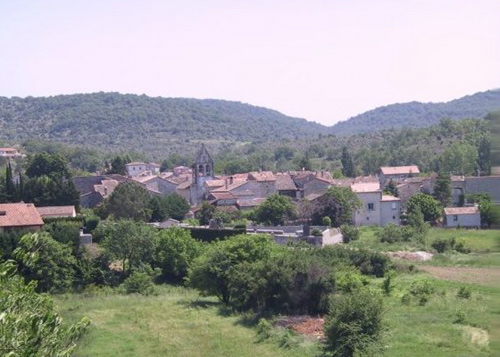 Pradons, le village