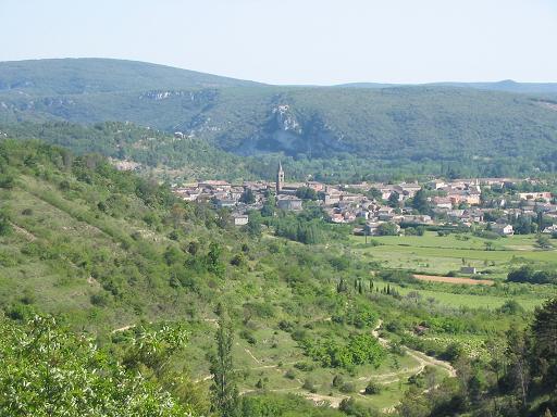 Vallon-Pont-d'Arc vue village 