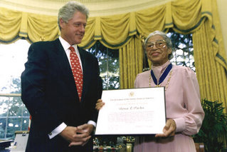 Rosa Parks et le président Clinton